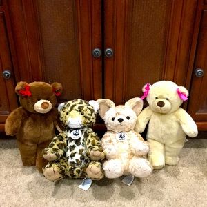 ❣️ BUILD-A-BEAR ❣️ COLLECTION SUPER CUTE BEARS & ADORABLE WWF ZOO LOT ( NWOT ) .